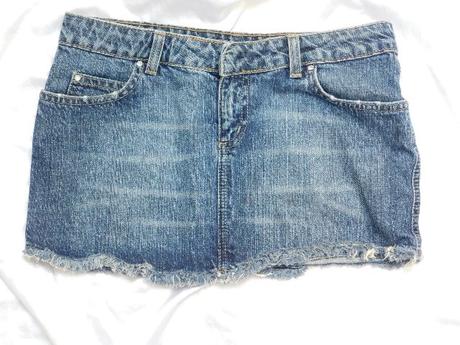 Trendy mini riflova sukna, 36