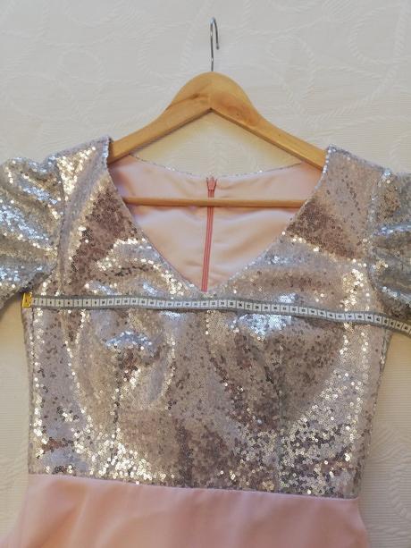 Spoločenské šaty, s