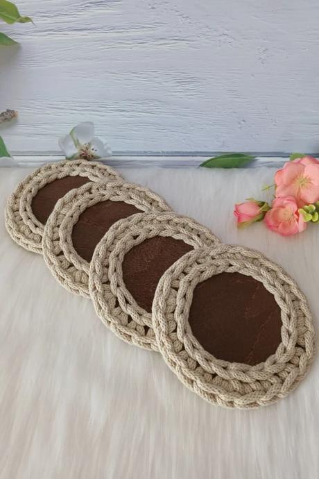 Háčkovaná podšálka sada 4 ks, 