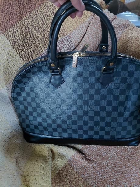 Kabelka 39x28,