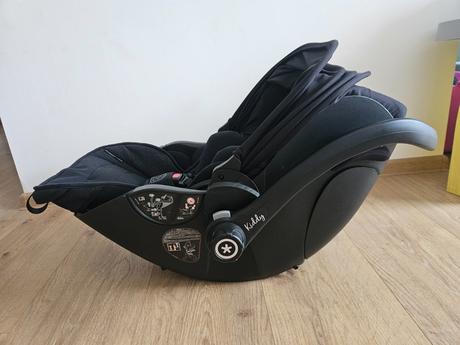 Autosedačka kiddy evoluna i-size plus + isofix zák, kiddy