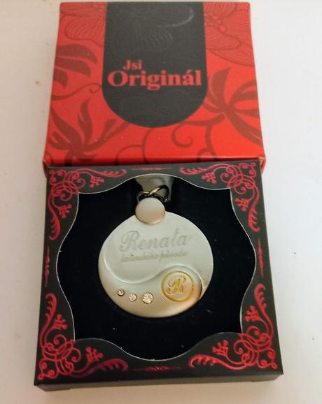 Prívesok na kľúče s menom renata,
