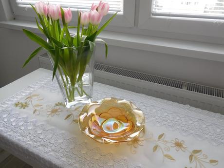 Misa z farebného skla v tvare kvietku-retro,, 