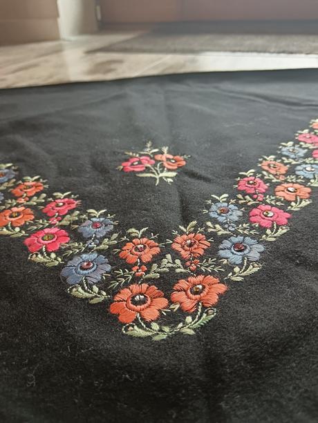 Folklórna ľudová šatka, jedinečná, obojstranná, 