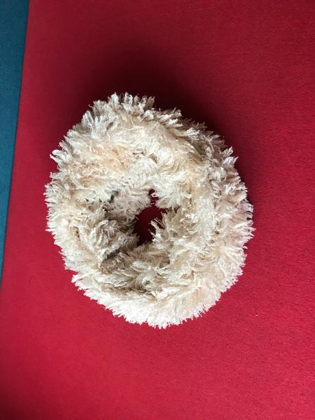 Nakrcnik krasny ,zn. bershka,vel.uni, bershka