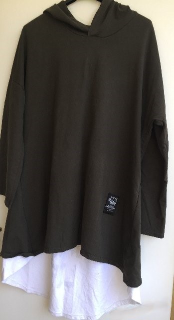 Talianska tepláková mikina s kapucňou, 48