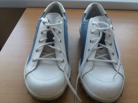 Nenosené kožené topánky, tripos,35