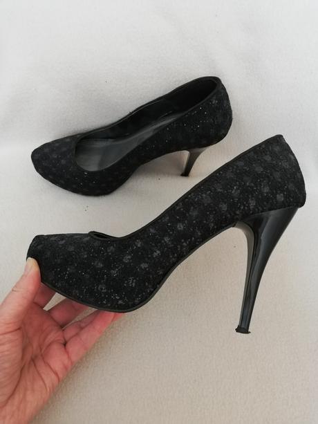 Lodičky s trblietkami, 39