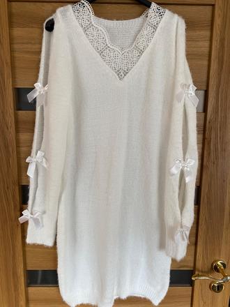 Predĺžený sveter s maslickami, xl