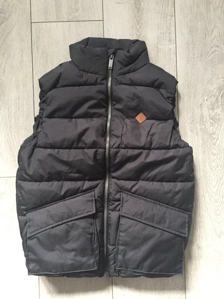 Chlapcenska vesta 11-12 rokov, reserved,152