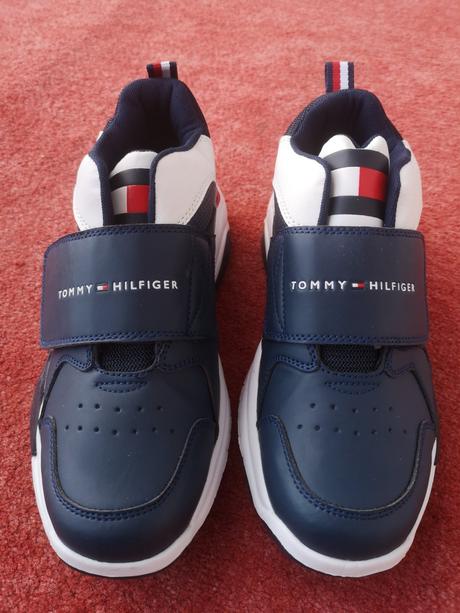 Tommy hilfiger tenisky veľkosť 41, tommy hilfiger,41