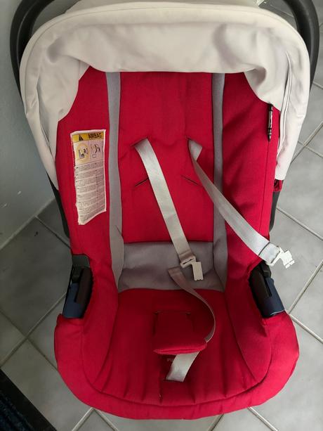 Autosedačka, inglesina