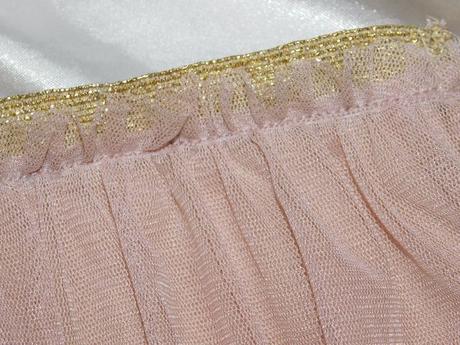 Pekna tylova sukna, 140