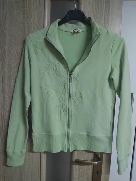 Mikinova bunda, kenvelo,m