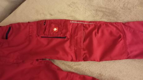 Kapsacove nohavice, 146