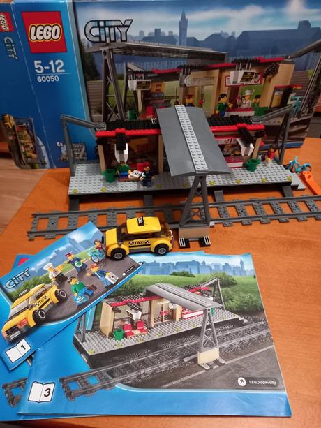Lego vlaková stanica železničná 60050,