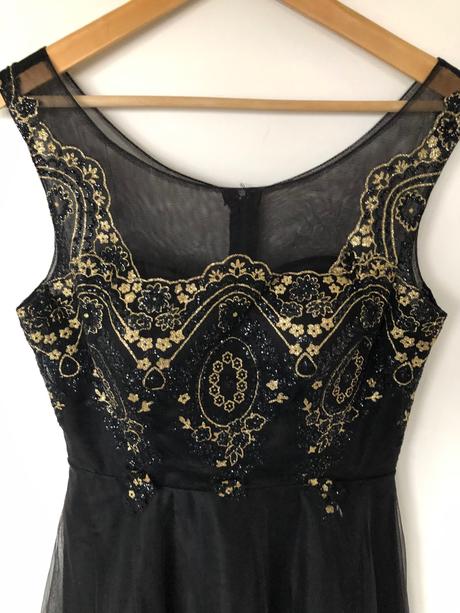 Krásne vystužene spol.šaty 36/38, 36