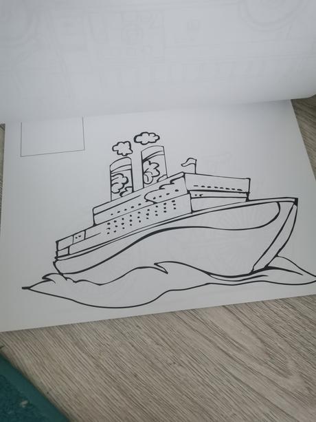 Omaľovánka super book,