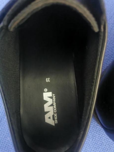 Chlapčenské spoločenské topánky, 39