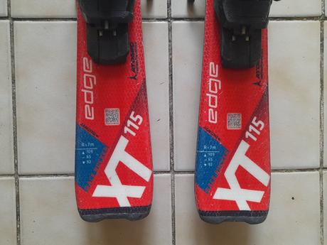 Červené lyže atomic xt 115, atomic,110-119 cm