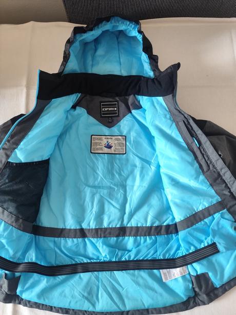 Vetrovka ice peak, 152