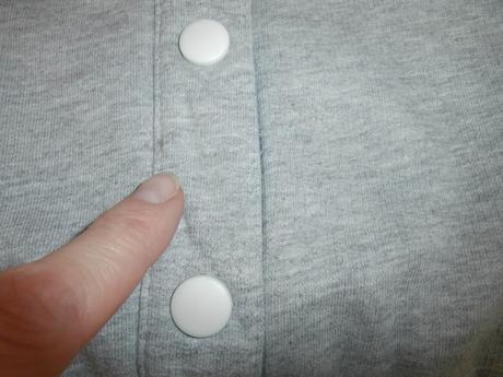 Mikina na cvoky, 146