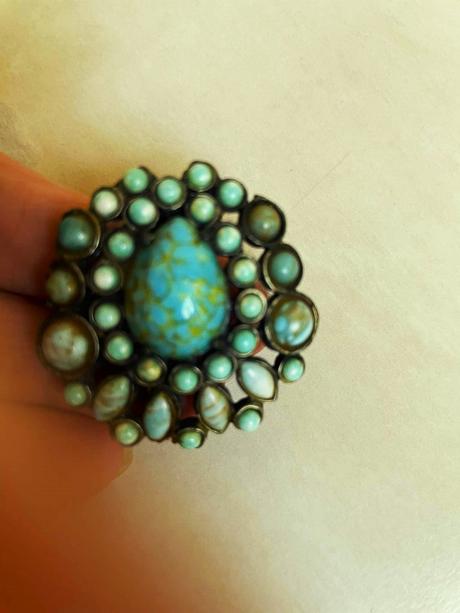 Starožitná brošňa,