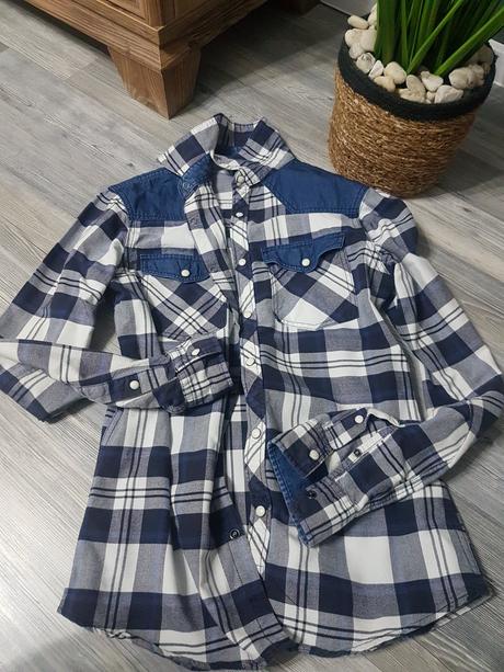 Štýlova košela, s