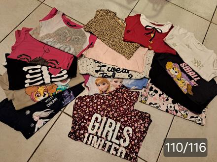 Dievčenské tričká, 110