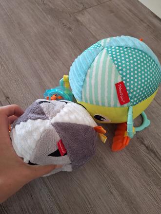 Hracky fisher price, 