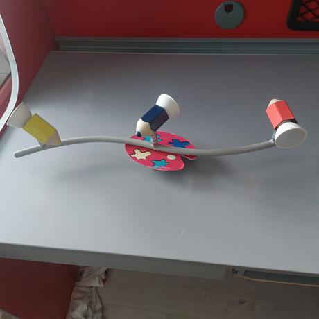 Detský luster ceruzky, 