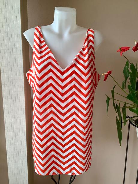 Pekny top, dorothy perkins,44