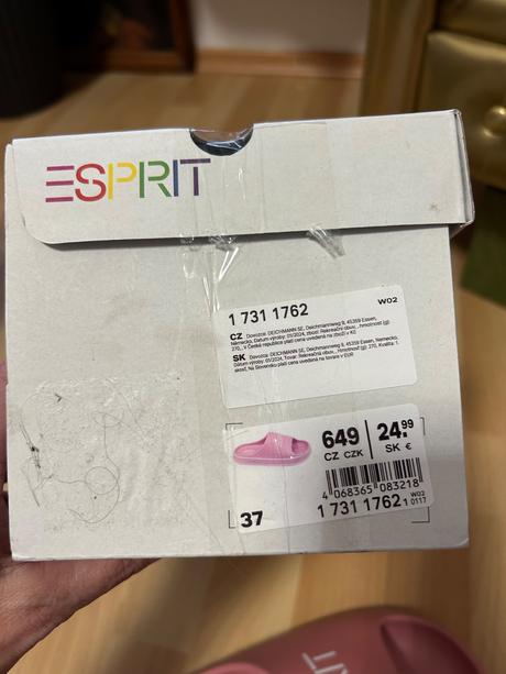 Šlapky, esprit,37