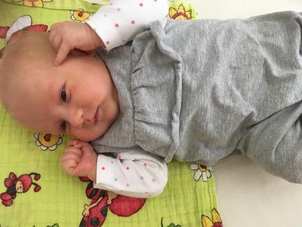 Nohavice s volanom, 62