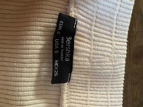 Bershka sukna v.s, bershka,s
