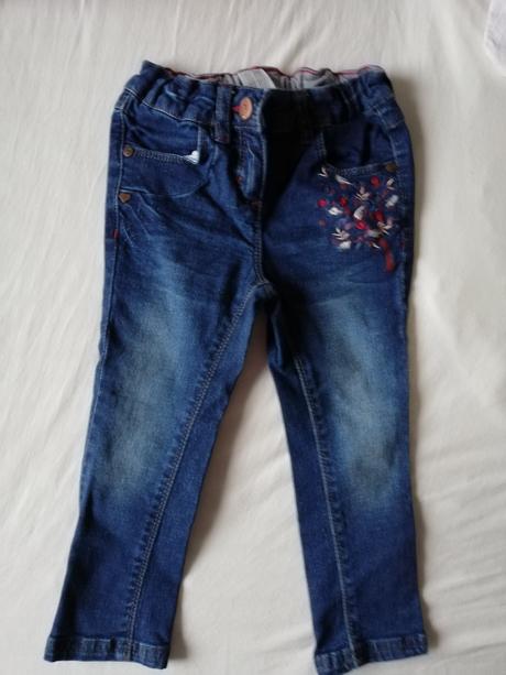 Vyšívané rifle, c&a,92