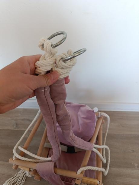 Interiérová hojdačka, 