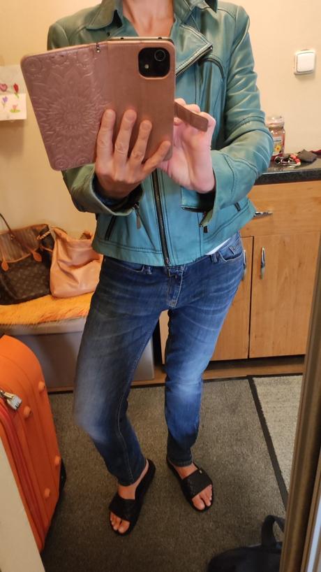 Dámska kožená bunda crisca, 40