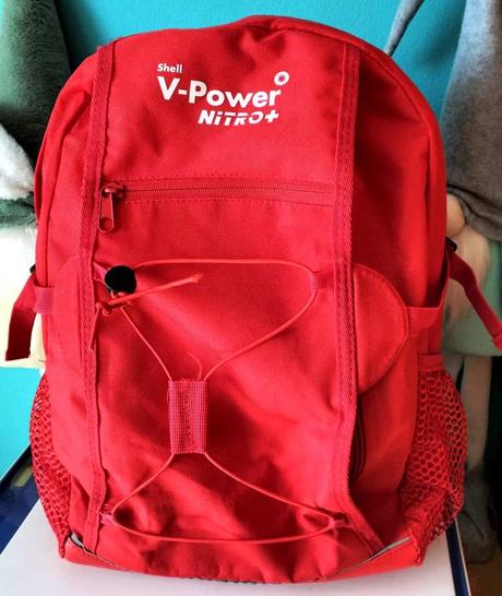 Červený batoh shell, 