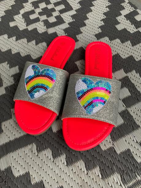 Neonove slapky billieblush, 35