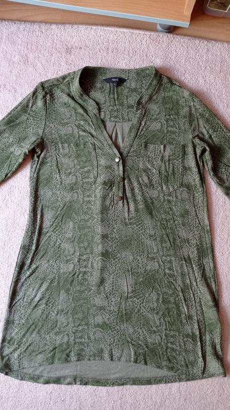 Zelená tunika next, č. 36, hadí vzor, top stav, next,36