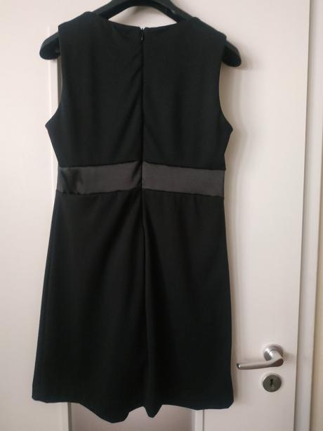 Business šaty, ovs,42