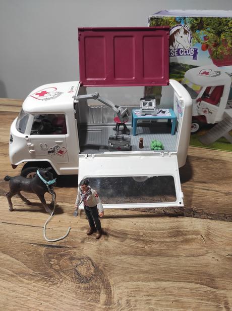 Mobilná veterinára stanica, 