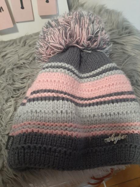 Predám krásnu čapicu, 