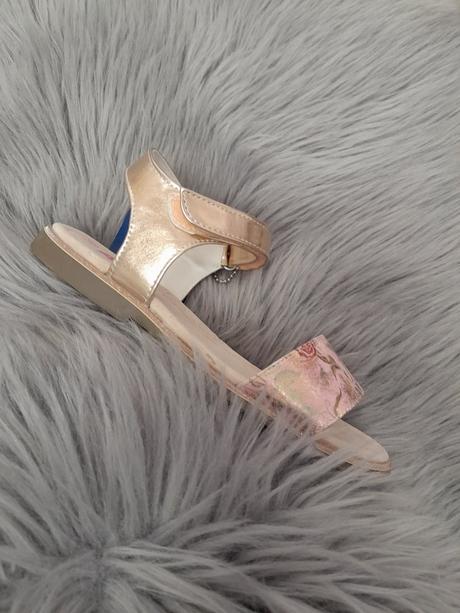 Dievčenské sandalky 19 60034 b, 35