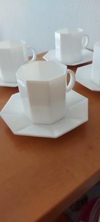 Porcelánová súprava šálok, 