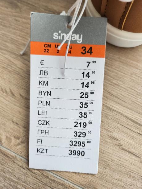 Poltopánky, sinsay,34