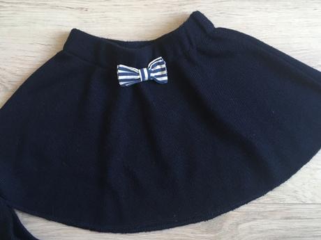 Hrubšie sukienky, 104