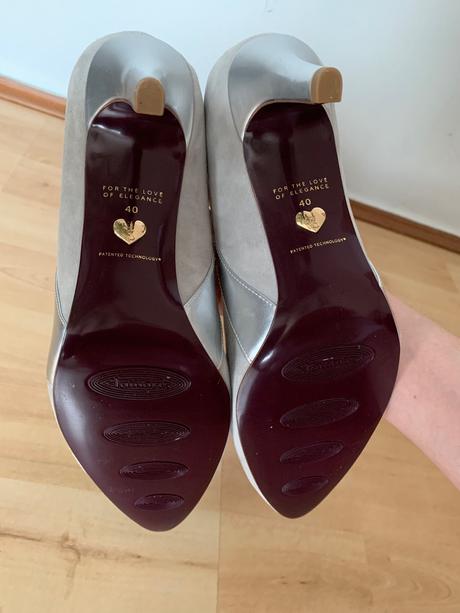 Sivo-strieborné, kožené lodičky tamaris heart sole, tamaris,40