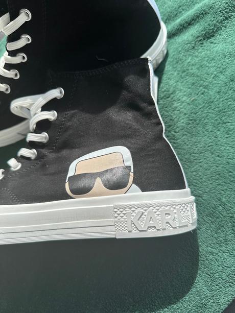 Karl tenisky, karl lagerfeld,43